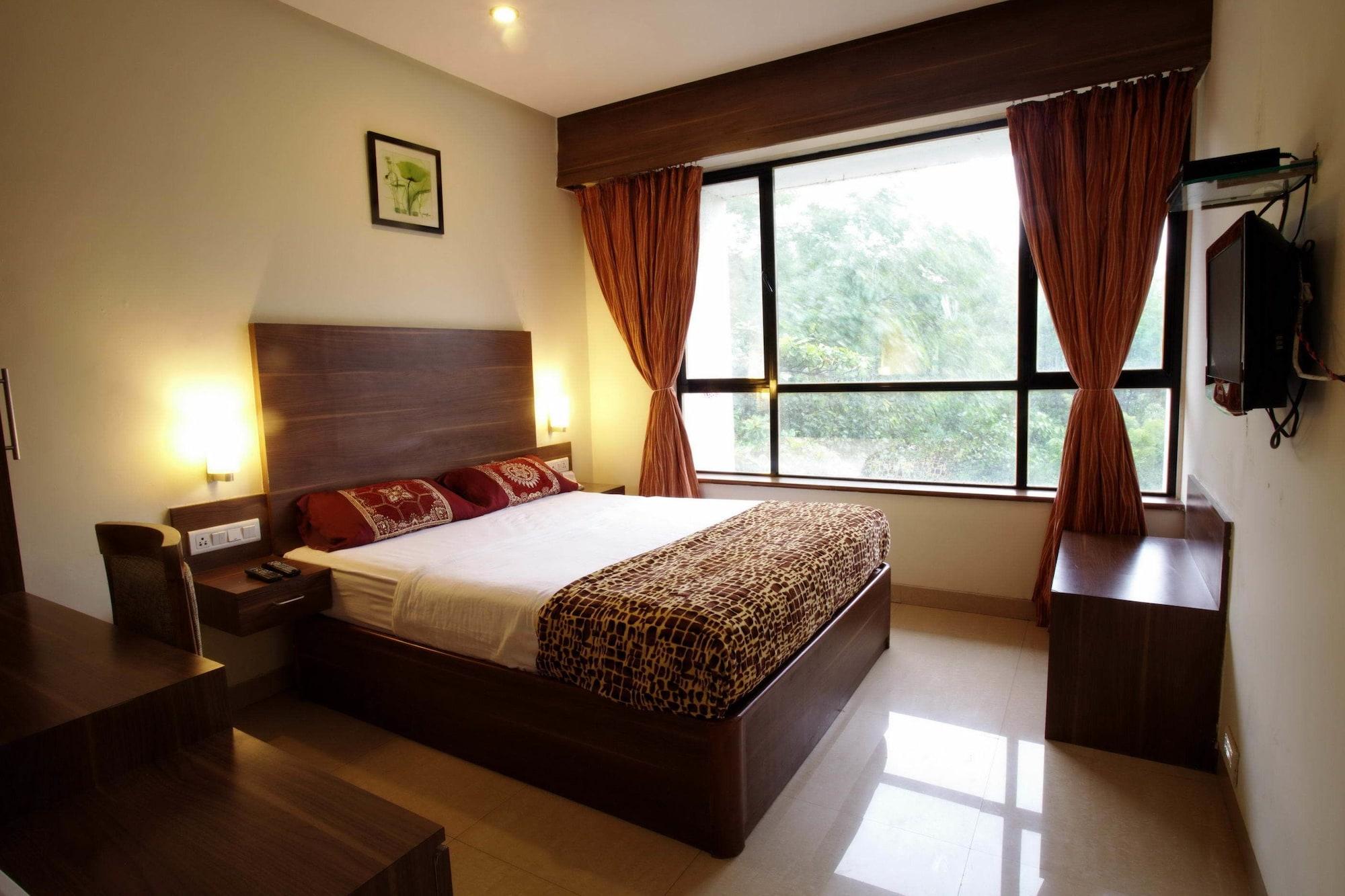 The Caliph Hotel, Mumbai Near Powai Lake Exterior photo