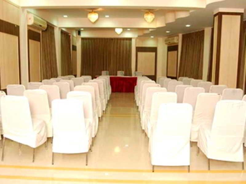 The Caliph Hotel, Mumbai Near Powai Lake Exterior photo