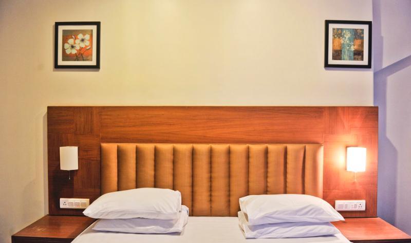The Caliph Hotel, Mumbai Near Powai Lake Exterior photo