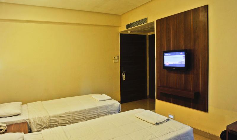 The Caliph Hotel, Mumbai Near Powai Lake Exterior photo
